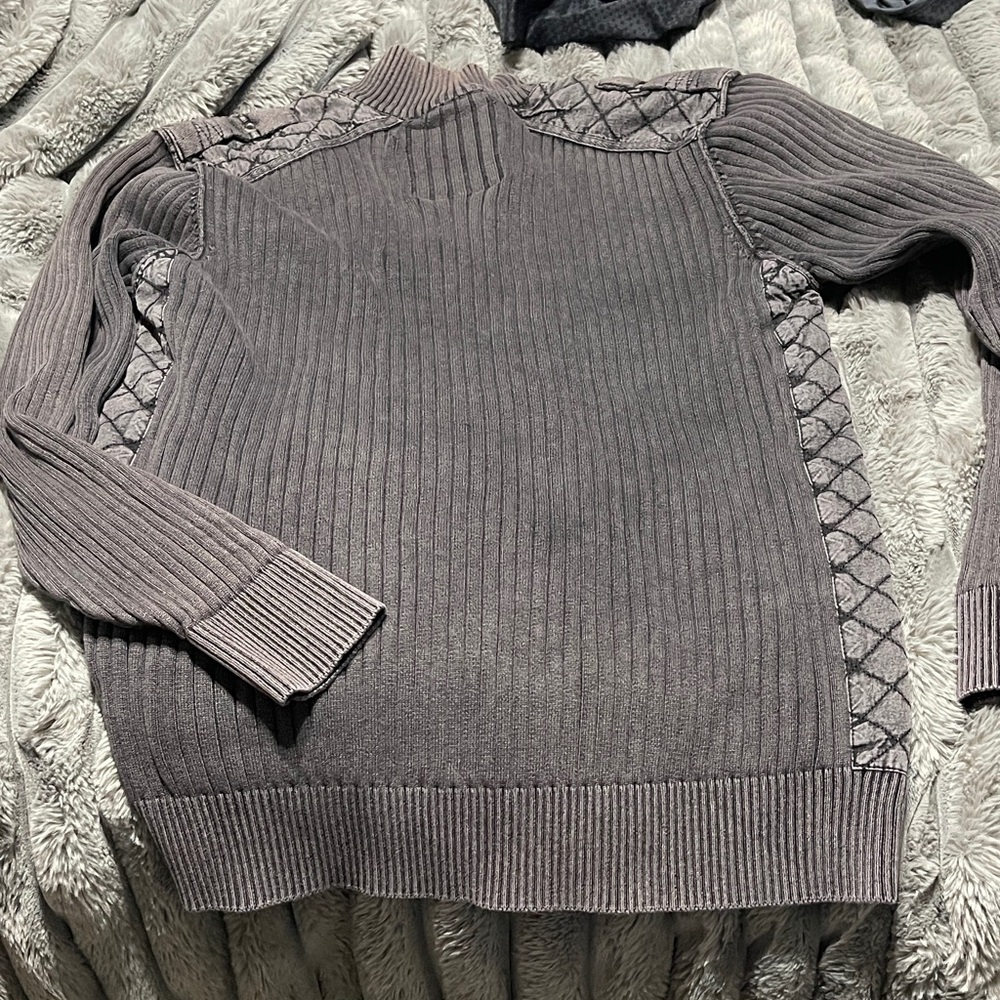 Buckle Black Label Men's Gray Crewneck Sweater - Picture 4 of 4